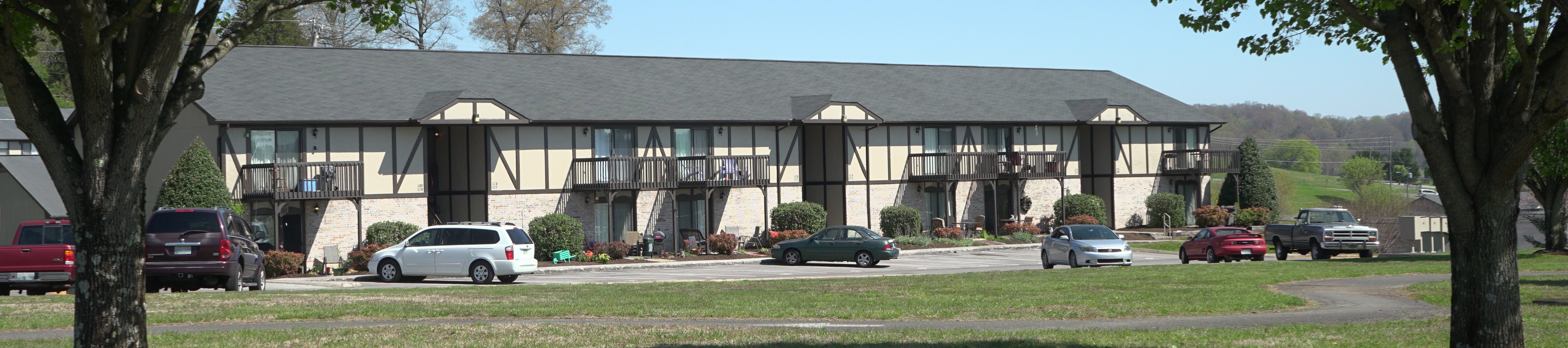 Application ⋆ Carriage Hill & Carriage Trace